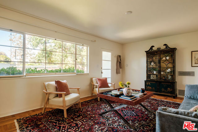 5273 Village, Los Angeles CA: https://media.crmls.org/mediaz/7ef22cb4-6a71-4c67-add1-b420d557aaad.jpg