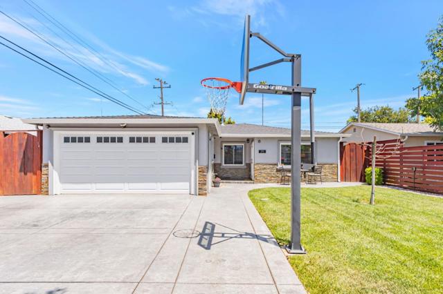 3018 Kirk Road, San Jose CA: https://media.crmls.org/mediaz/7ef273c6-91f9-4fc9-8d1f-b0d2beaa2ece.jpg