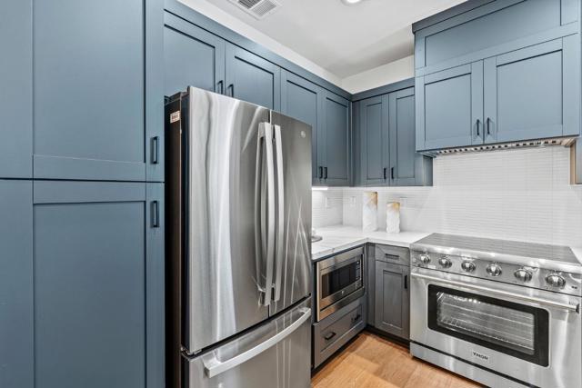 943 Woodside Road, Redwood City CA: https://media.crmls.org/mediaz/7ef2c946-25b2-4a2d-8c95-c4d90b483a02.jpg