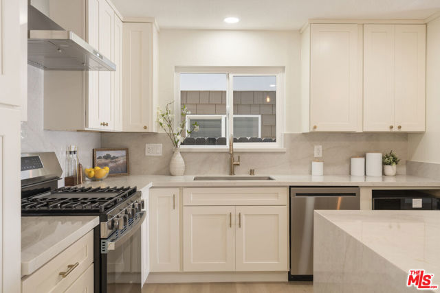 1747 Wollacott Street, Redondo Beach, California 90278, 3 Bedrooms Bedrooms, 0 ,3 BathroomsBathrooms,Residential,For Sale,Wollacott,0,26855783