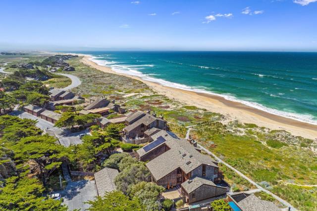 172 Monterey Dunes Way, Moss Landing CA: https://media.crmls.org/mediaz/7ef51f72-98b9-4bc1-a571-53a85d3c1278.jpg
