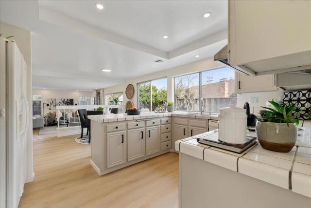 1028 Tuscany Place, Cupertino CA: https://media.crmls.org/mediaz/7ef59ee5-30c5-4a88-8df0-5a05fe40032f.jpg
