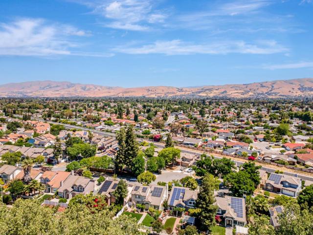 1410 Lundy Avenue, San Jose CA: https://media.crmls.org/mediaz/7ef5e821-157a-4120-b082-d29ce5ab57a3.jpg