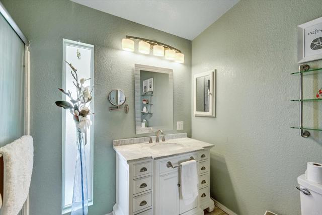 Detail Gallery Image 22 of 26 For 168 Roadrunner Ln, Oceanside,  CA 92057 - 2 Beds | 2 Baths