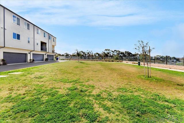 Image 22 of 38 For 5257 Beachfront Cove  181