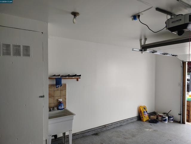 1753 California Ave, San Pablo CA: https://media.crmls.org/mediaz/7ef69826-20dd-484d-b3ef-11d0c21fe23a.jpg
