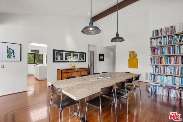 10697 Calle Quebrada, Goleta CA: https://media.crmls.org/mediaz/7ef796a0-504f-4821-b040-0cae4b661dcf.jpg