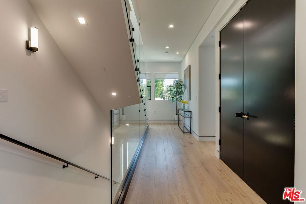 MLS #25621113 image #22