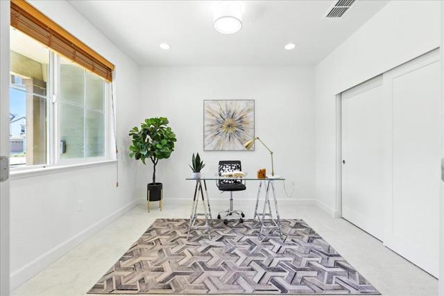 829 Blue Opal Drive, San Jose CA: https://media.crmls.org/mediaz/7ef8108f-186b-466b-9e2a-13898020cc5d.jpg