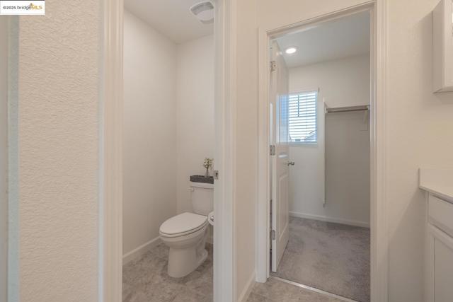 3807 Bridgemeadow Way, Sacramento CA: https://media.crmls.org/mediaz/7ef8b3ea-d258-46e3-9972-a45fb621d88e.jpg