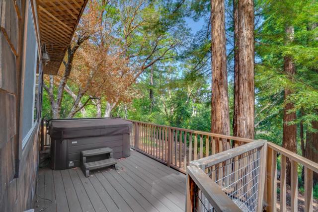 12 Summit Road, Woodside CA: https://media.crmls.org/mediaz/7ef96c6f-0cb7-4362-b4a7-8847e6a7a641.jpg