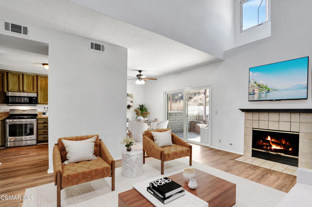 Living Room, Dining Area, and Kitchen Pi