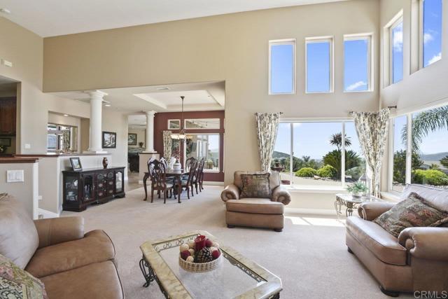 Detail Gallery Image 14 of 68 For 334 Old Stagecoach Run, Alpine,  CA 91901 - 4 Beds | 3/1 Baths