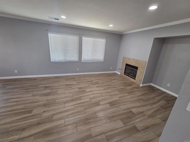 Detail Gallery Image 6 of 38 For 1349 Lucero, Chula Vista,  CA 91911 - 4 Beds | 3 Baths