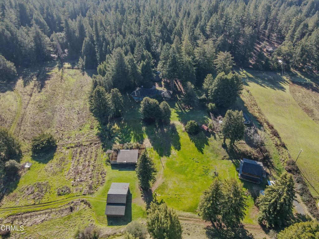 https://media.crmls.org/mediaz/7efaefe7-83c9-4717-b3b2-73beb9012611.jpg?preset=X-Large