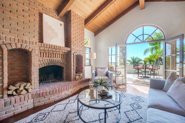 Detail Gallery Image 19 of 52 For 3040 Palm Hill Dr, Vista,  CA 92084 - 3 Beds | 2/1 Baths