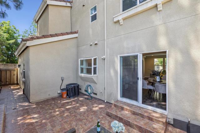 5588 Cedar Garden Court, San Jose CA: https://media.crmls.org/mediaz/7efb8036-0eda-4204-8b5f-9f772aba04a8.jpg
