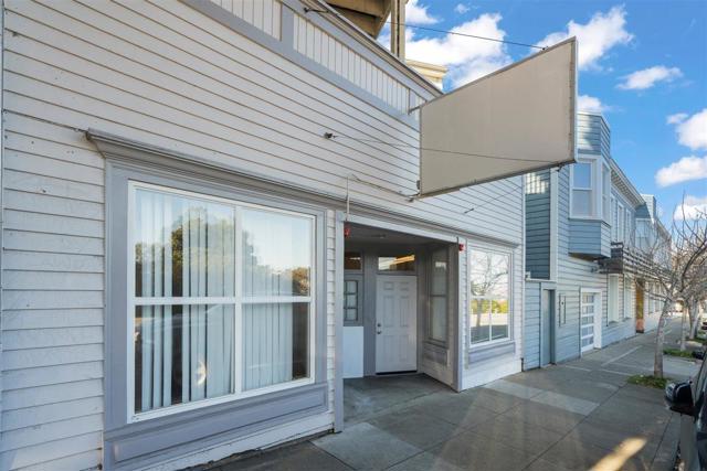 19 Joost Avenue, San Francisco CA: https://media.crmls.org/mediaz/7efcb1c6-6573-4827-a7c1-84ca69c1c841.jpg