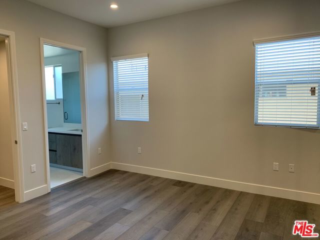 1721 GRANVILLE Avenue, Los Angeles CA: https://media.crmls.org/mediaz/7efeb6d2-a0b8-4bc6-895b-55ab0c7931ec.jpg