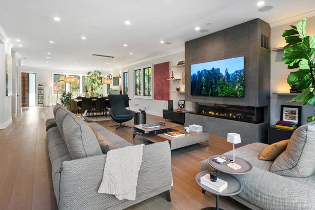 424 Occidental Avenue, San Mateo CA: https://media.crmls.org/mediaz/7f0174ae-558d-4a85-8c3a-0f27bee5adce.jpg
