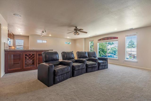 2161 Teakwood Court, Hollister CA: https://media.crmls.org/mediaz/7f040ef9-13af-49df-a48c-a21586f29db2.jpg