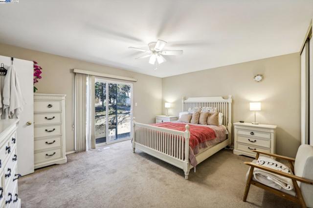 4807 Live Oak Ave, Oakley CA: https://media.crmls.org/mediaz/7f0420da-2950-4935-8218-eaf067a62c22.jpg