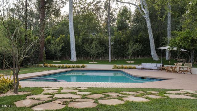 Detail Gallery Image 40 of 51 For 1535 Ontario Ave, Pasadena,  CA 91103 - 5 Beds | 3/2 Baths