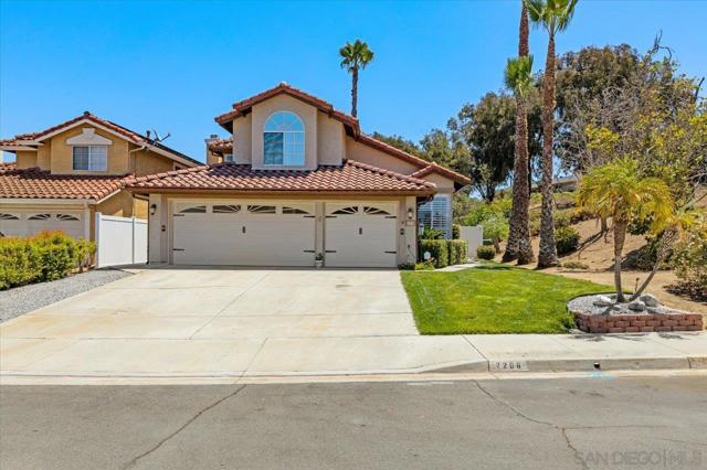 2208 Terracewood Ln, Escondido CA: https://media.crmls.org/mediaz/7f068770-19a0-414f-81d8-7db8ccb38fe0.jpg