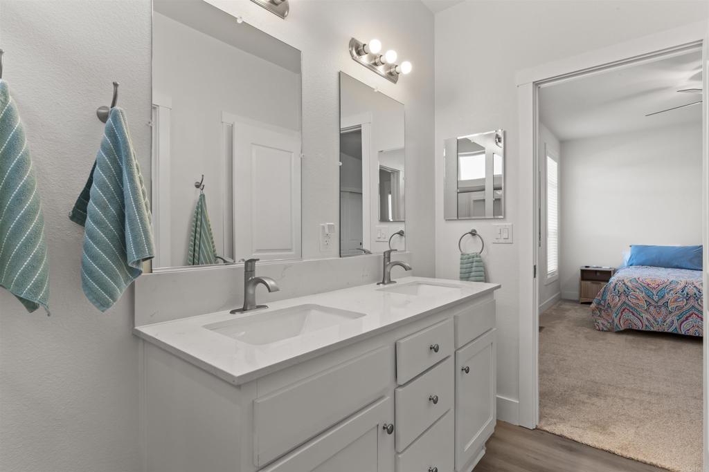 444 El Camino Real - photo 14