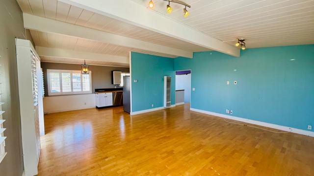 716 Seacliff Drive, Aptos CA: https://media.crmls.org/mediaz/7f06d54e-6035-4253-862a-9786d3861d04.jpg