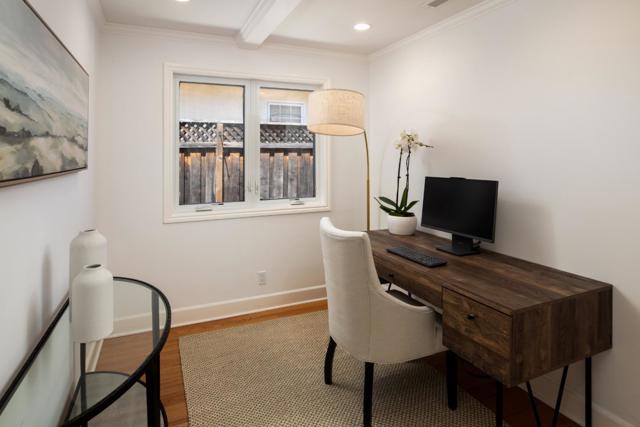 481 San Luis Avenue, Los Altos CA: https://media.crmls.org/mediaz/7f075dec-3e2a-46c6-8d89-9513162d7226.jpg
