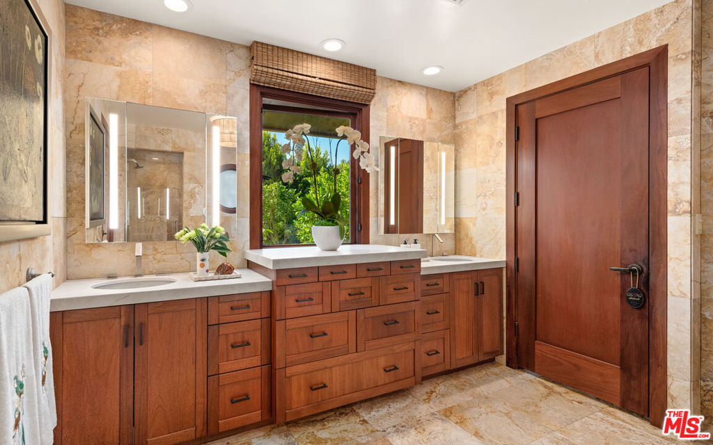 MLS #26843557 image #17