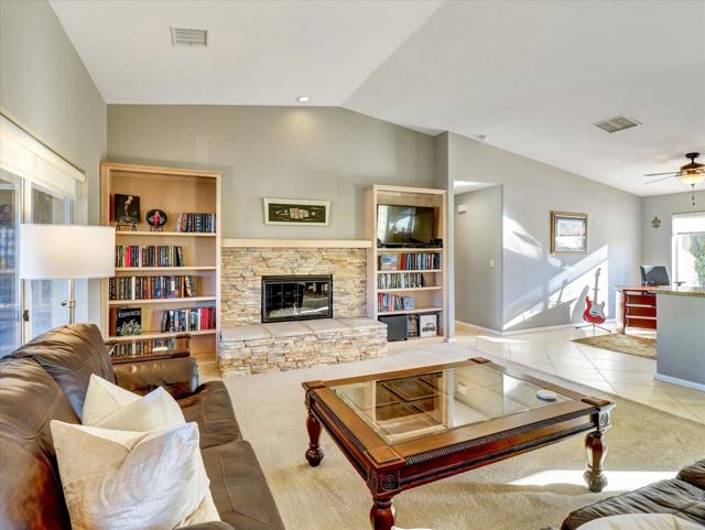 8567 Clubhouse Boulevard, Desert Hot Springs CA: https://media.crmls.org/mediaz/7f08898c-bb58-4e34-a824-be4535d73c4f.jpg