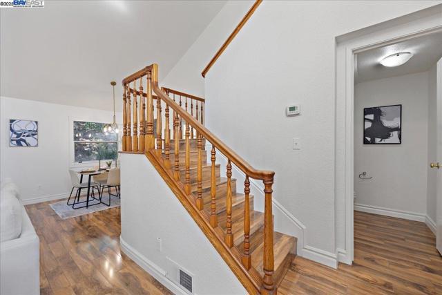 1218 Locust Dr, Vallejo CA: https://media.crmls.org/mediaz/7f09b6e2-77bf-4c1c-be49-b450fd4b72b8.jpg