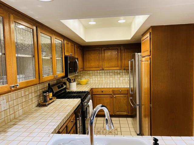 4008 Aguila, Carlsbad CA: https://media.crmls.org/mediaz/7f09c510-ff27-49b4-be2b-21adfae37f1b.jpg
