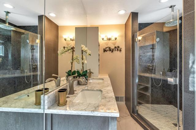 10260 Lucky Court, Gilroy CA: https://media.crmls.org/mediaz/7f0a26aa-598f-42bb-9431-bd3770ce7b15.jpg