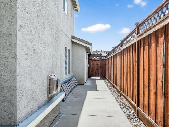 1473 Pheasant Drive, Gilroy CA: https://media.crmls.org/mediaz/7f0a3c93-ee0d-45eb-a28d-8b353898af7b.jpg