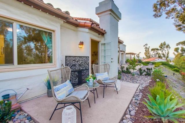 12242 Paseo Lucido, San Diego CA: https://media.crmls.org/mediaz/7f0c6d7a-133f-494f-8b38-68f0ec623651.jpg