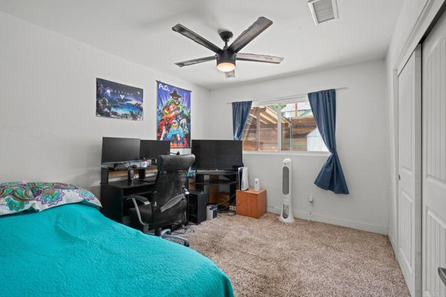 620 Sunset Drive, Vista CA: https://media.crmls.org/mediaz/7f0c6e44-0645-4da0-b3a8-8d4eb0f02852.jpg