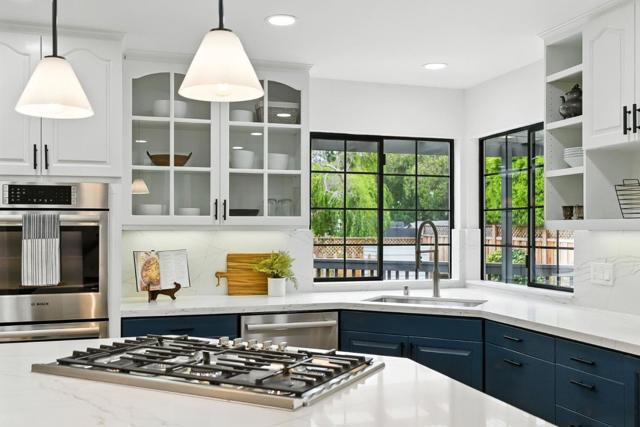 71 Alameda Avenue, Half Moon Bay CA: https://media.crmls.org/mediaz/7f0c6f71-0918-4a14-854f-e9413add0382.jpg