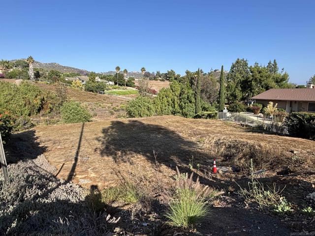 0 Quicker Road, El Cajon CA: https://media.crmls.org/mediaz/7f0c7be3-354f-4b24-b676-640de7aec3e4.jpg