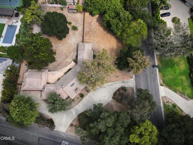 887 Vallombrosa Drive, Pasadena CA: https://media.crmls.org/mediaz/7f0cf820-a286-4dde-badb-7ffa1bd349e8.jpg