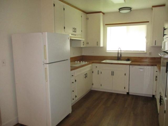 8401 La Alondra Way, Gilroy CA: https://media.crmls.org/mediaz/7f0cfd41-673f-4430-b1b0-eb3126b244fe.jpg