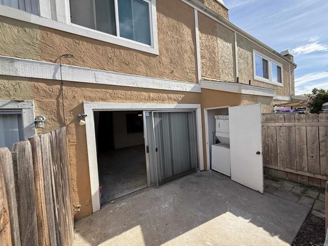 475 N Midway Drive, Escondido CA: https://media.crmls.org/mediaz/7f0d3bca-cc9d-4ea8-9997-5139c7530caa.jpg