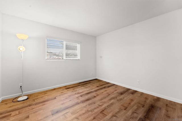 506 Calle Montecito, Oceanside CA: https://media.crmls.org/mediaz/7f0e2e60-422f-42a1-bfbe-530c90535b53.jpg