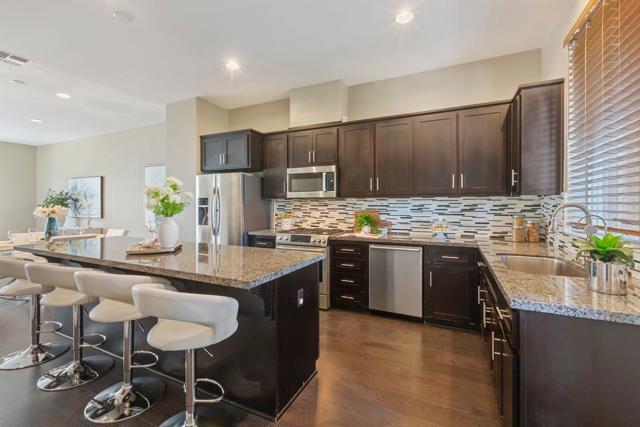 5575 Azalea Way, Newark CA: https://media.crmls.org/mediaz/7f0e3dcc-2d21-40ec-ab65-14884ccce7c6.jpg