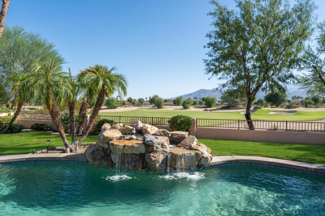 81205 Kingston Heath, La Quinta CA: https://media.crmls.org/mediaz/7f0eb38f-739b-44c3-93dd-1685c053b700.jpg