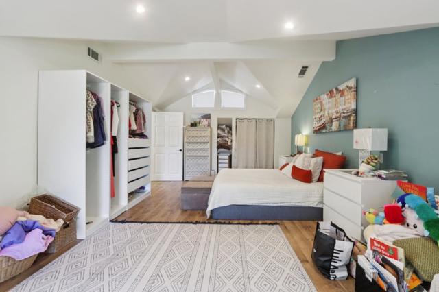 124 Glenview Street, Santa Cruz CA: https://media.crmls.org/mediaz/7f0f1243-12e3-4ad8-808e-2e9d42f09635.jpg