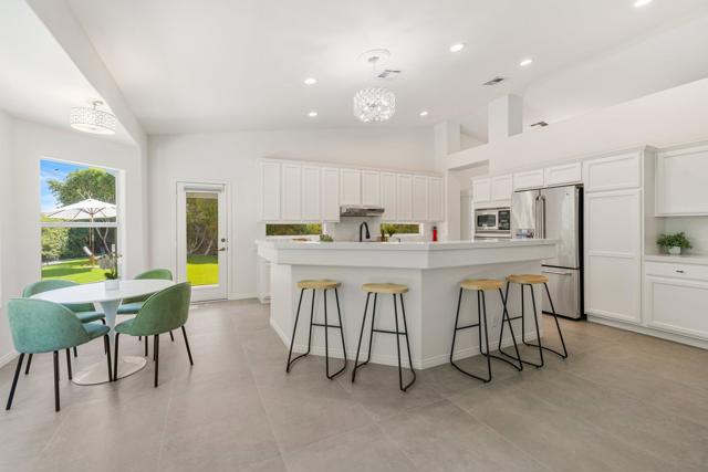44220 Grand Canyon Lane, Palm Desert CA: https://media.crmls.org/mediaz/7f0f12c1-8812-4b40-8a79-7f014bbcd952.jpg