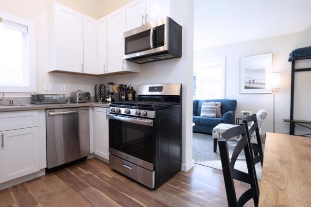 472 Lewis Lane, Pacifica CA: https://media.crmls.org/mediaz/7f0f1a13-d8d7-40a7-abf9-d971c738808e.jpg